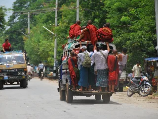Public travel photo